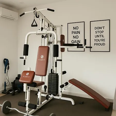 Bed and breakfast Cangiano And Pool 3*