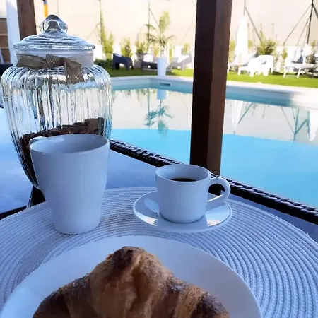 Bed & Breakfast Cangiano And Pool *