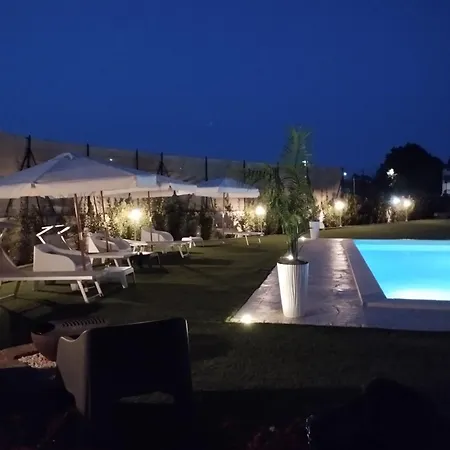 Cangiano And Pool 3*