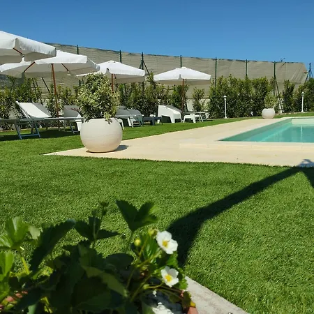 Cangiano And Pool 3* Озимо