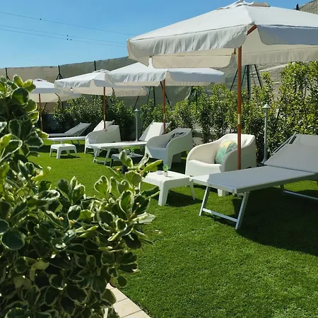 Bed & Breakfast Cangiano And Pool *