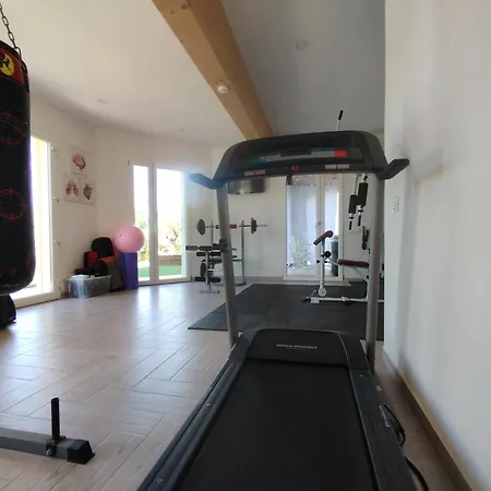 Cangiano And Pool Отель типа 